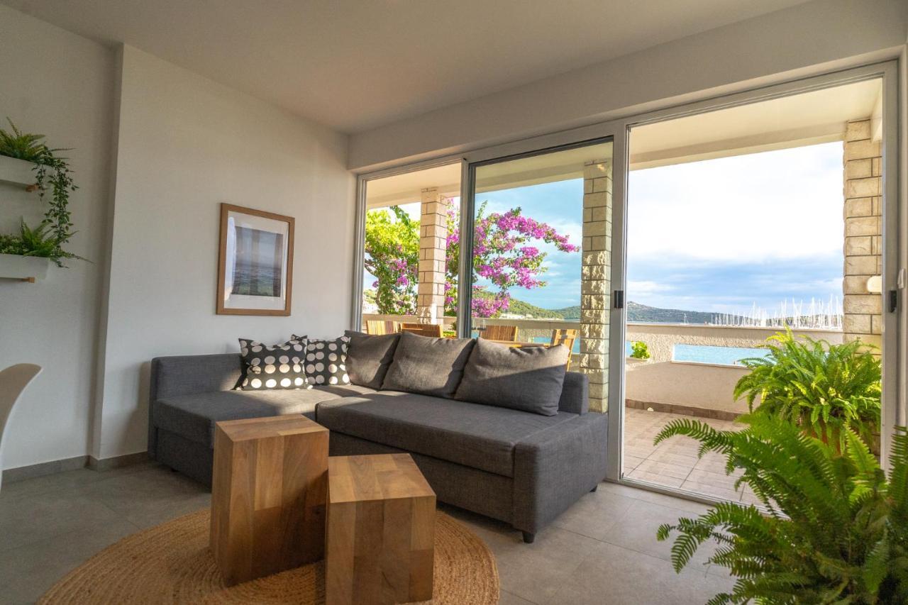 Apartmani Bilonic Rogoznica Rogoznica  Bagian luar foto